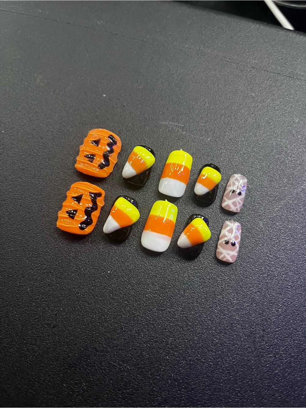 Halloween press on nails